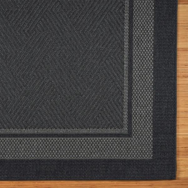RAVENNA GEO BLACK 8X10