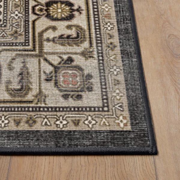 RUGGABLE 8X10 AREA RUG
